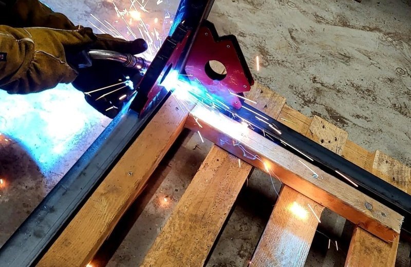 Familiepark goolderheide voorbereiding nieuwe speeltuinen op de camping 1