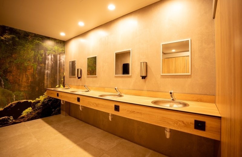 Vernieuwde sanitaire voorzieningen!