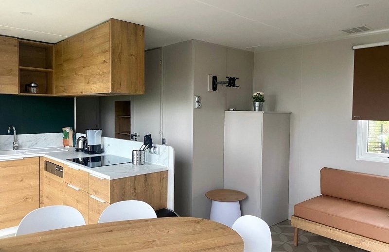 Goolderheide stacaravan extra luxe 6 personen woonkamer 3