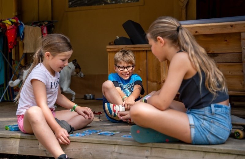 Safaritent 5 pers met sanitair 4